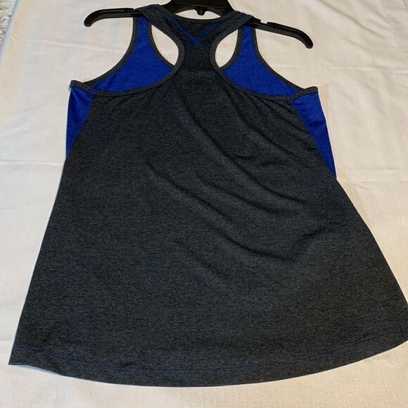 Authentic Team Apparel Size Medium university of Kentucky Razorback tank top - Picture 2 of 6